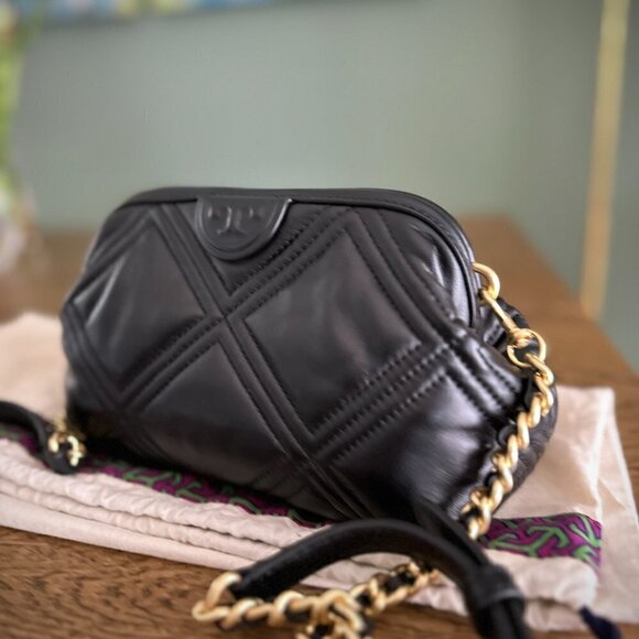NWT! Tory Burch Fleming Frame Bag -Quilted Crossbody Bag - Small Black Lamb Skin - Picture 6 of 9